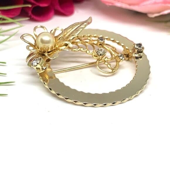 ⚜️VINTAGE Golden Garden Brooch With Pearl Daisy - Picture 4 of 10